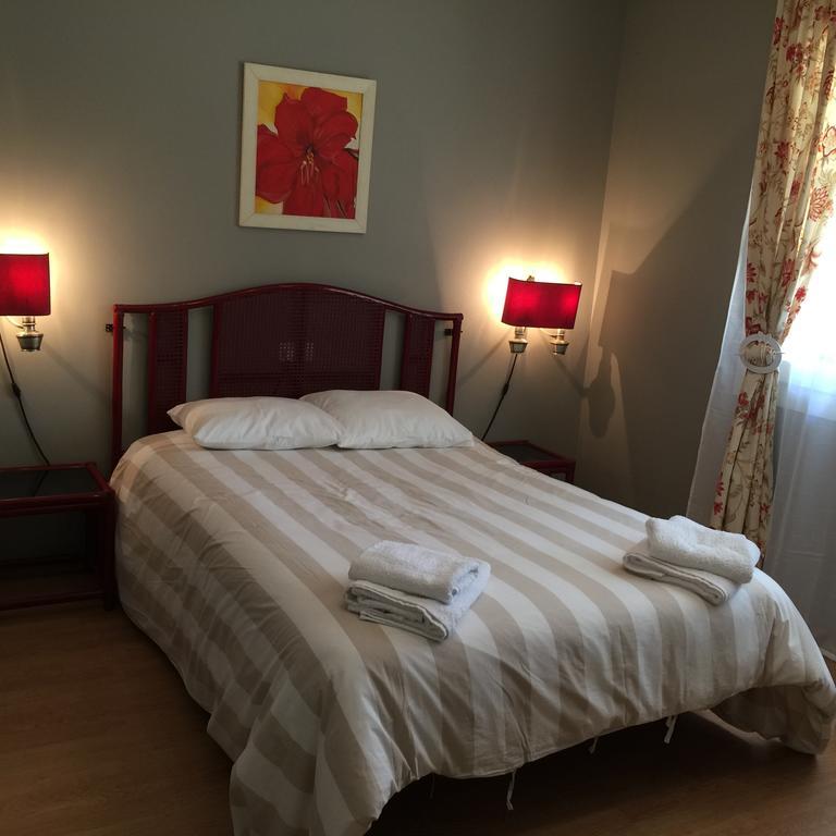 Residential Horse Club Costa Brava Hostel ซานตากริสตีนาเดโฮ ภายนอก รูปภาพ